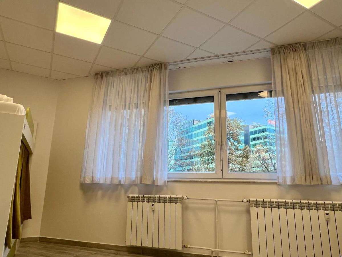 Appa Hostel Zagreb Buitenkant foto