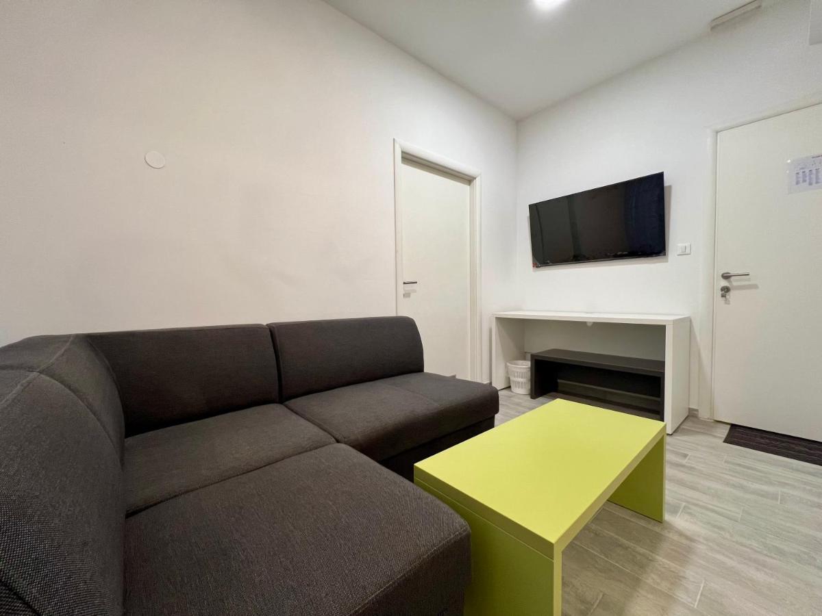 Appa Hostel Zagreb Buitenkant foto